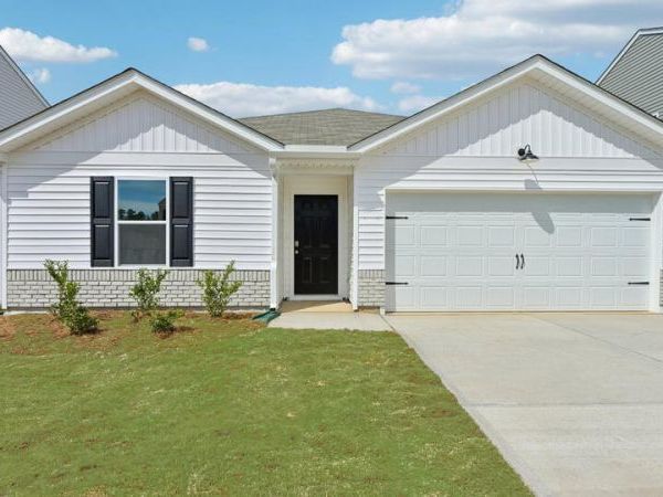421 Conifer Street , Sanford, NC 27332