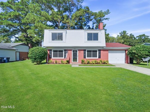 805 Brynn Marr Road, Jacksonville, NC 28546
