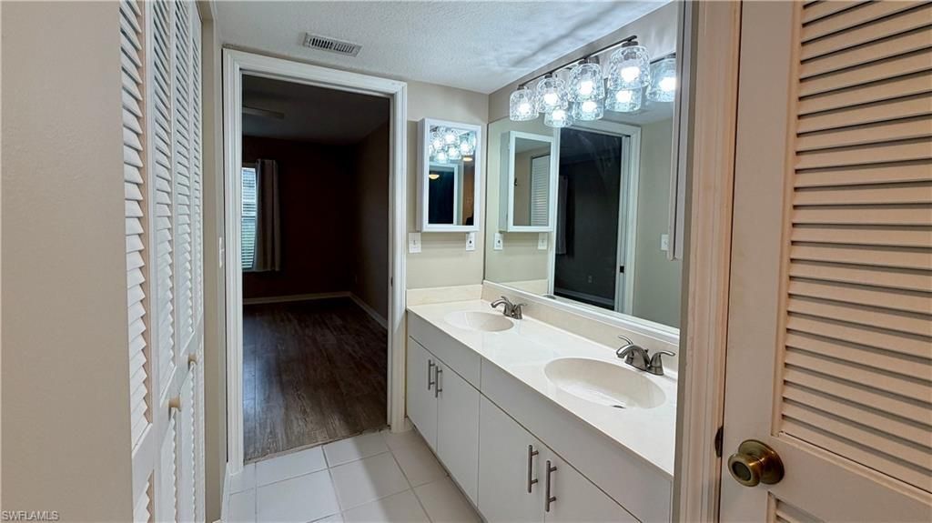 9640 Victoria Ln, Unit 107, Naples, FL 34109 Photo