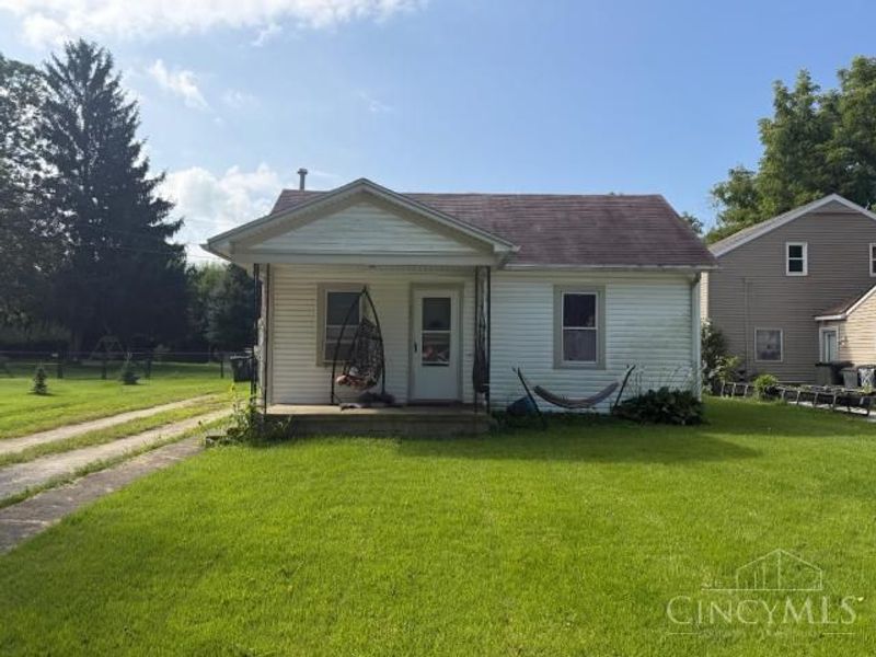 27 E Poplar Street, Phillipsburg, OH 45354 Photo 2