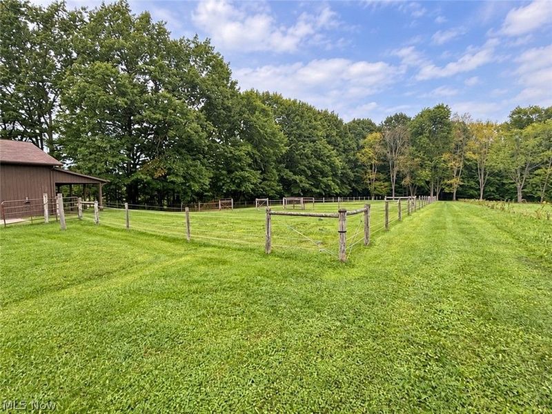 12689 Old State Road , Huntsburg, OH 44046 Photo 12