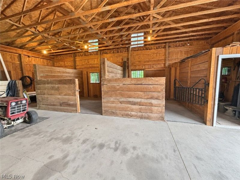 12689 Old State Road , Huntsburg, OH 44046 Photo 7
