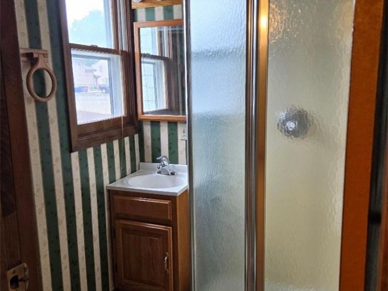 158 Lincoln Street, Amherst, OH 44001 Photo 14
