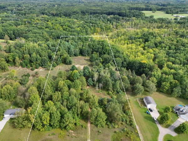3435 18 Mile Road NE, Cedar Springs, MI 49319