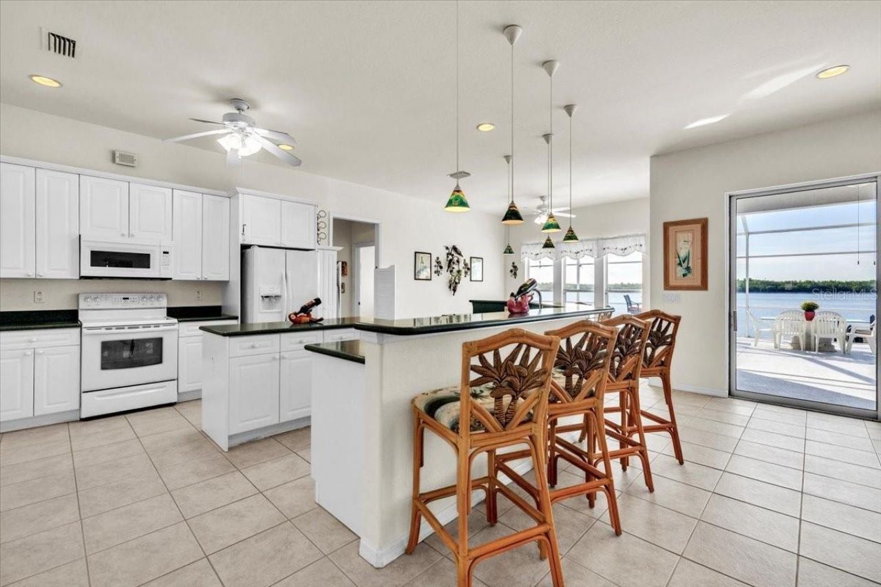 3772 Peace River Drive, Punta Gorda, FL 33983 Photo