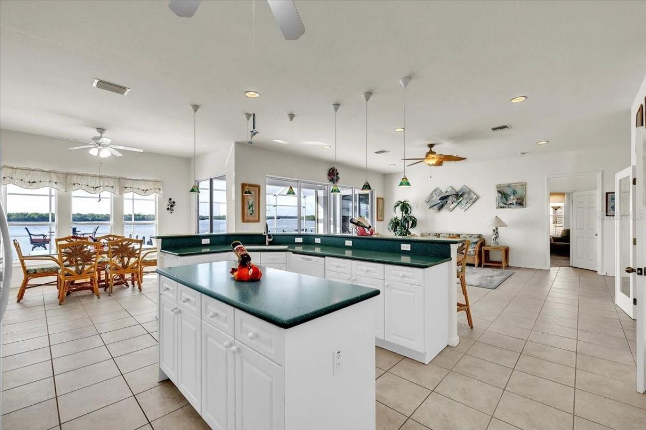 3772 Peace River Drive, Punta Gorda, FL 33983 Photo