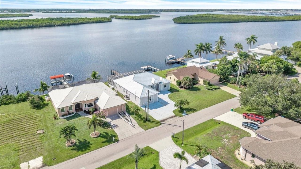 3772 Peace River Drive, Punta Gorda, FL 33983 Photo