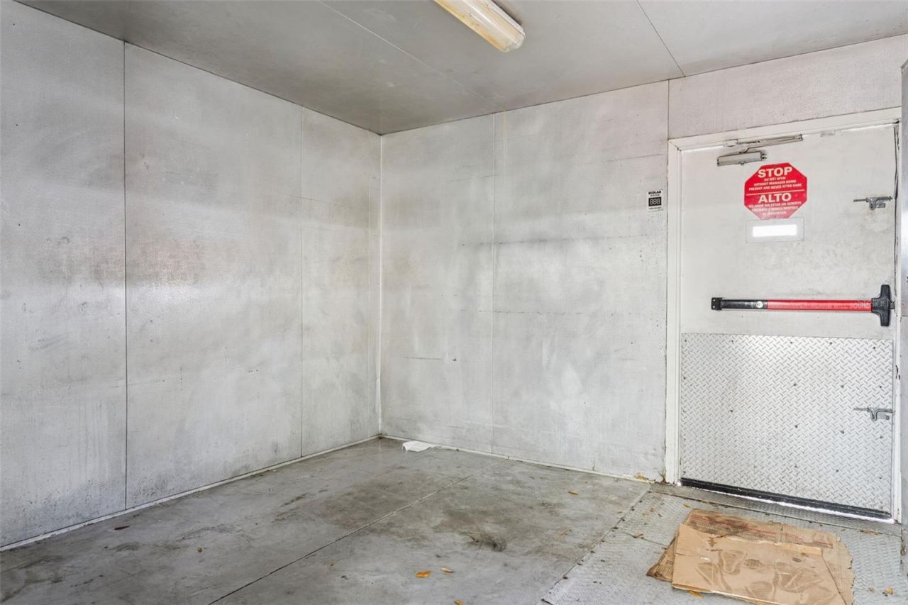 6620 E Dr Martin Luther King Jr Boulevard, Tampa, FL 33619 Photo