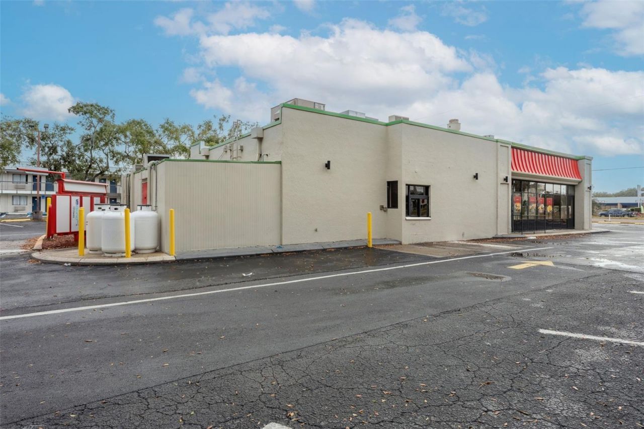 6620 E Dr Martin Luther King Jr Boulevard, Tampa, FL 33619 Photo