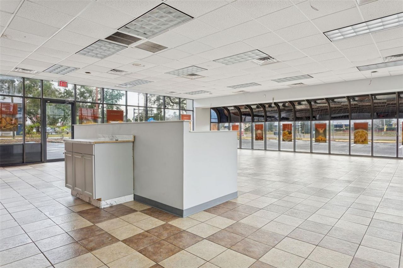 6620 E Dr Martin Luther King Jr Boulevard, Tampa, FL 33619 Photo