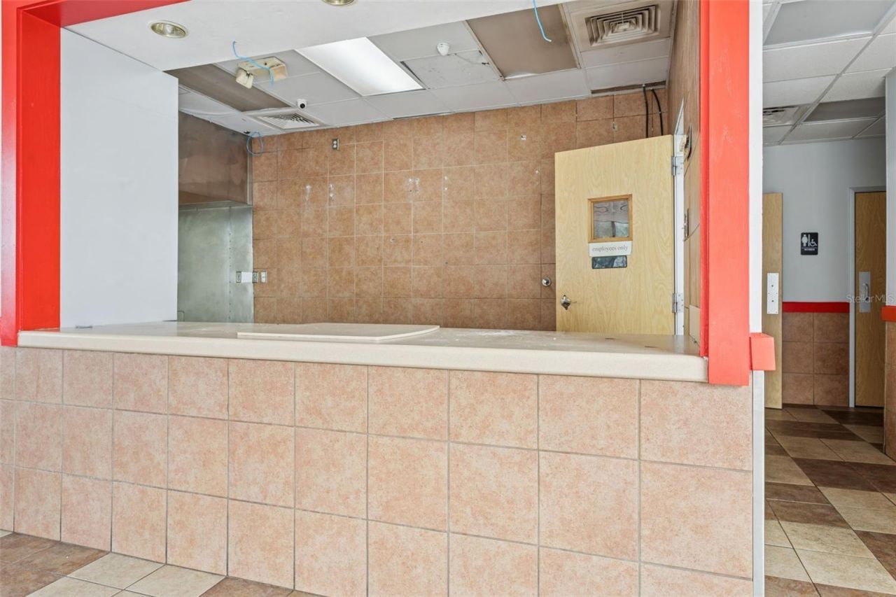6620 E Dr Martin Luther King Jr Boulevard, Tampa, FL 33619 Photo