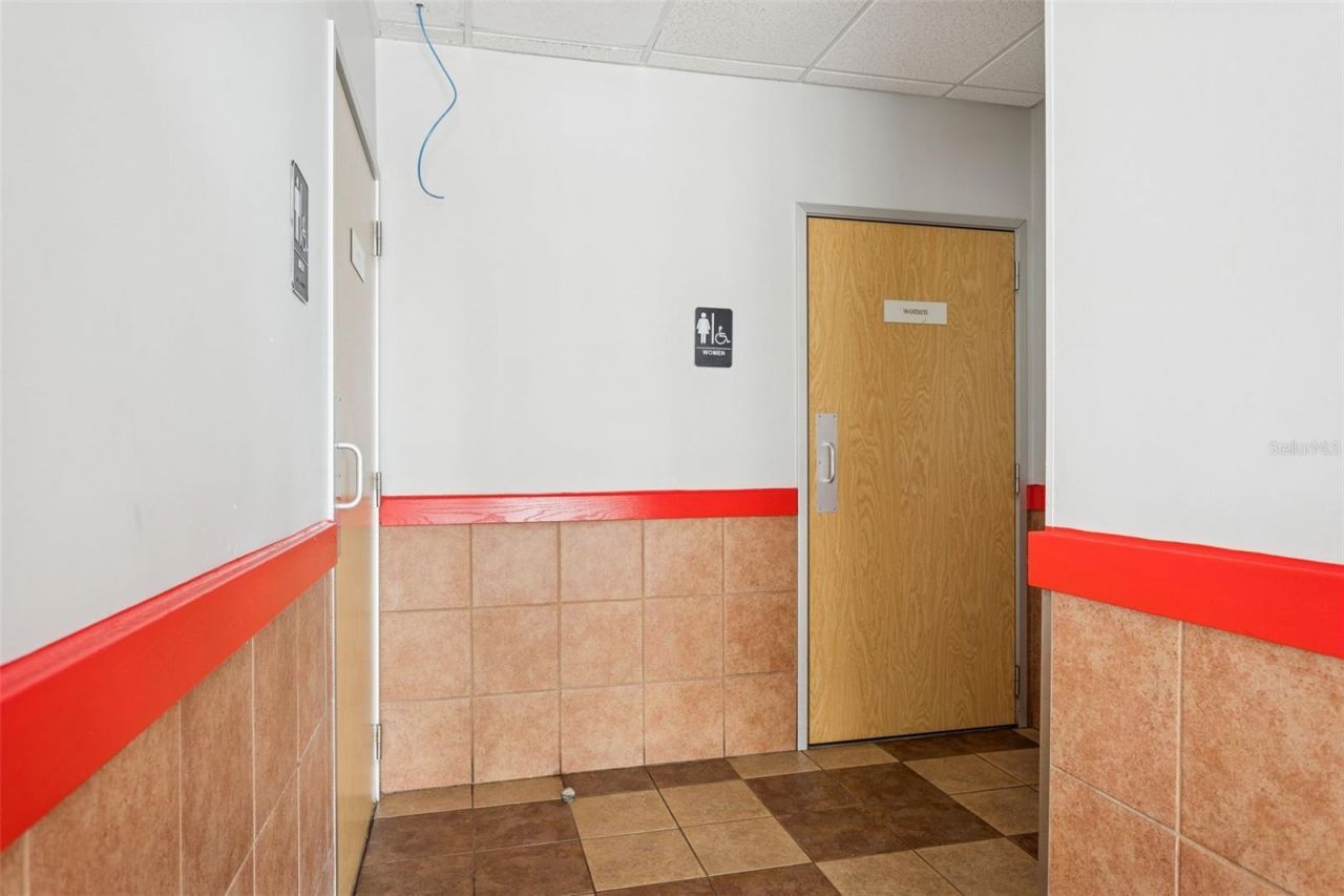 6620 E Dr Martin Luther King Jr Boulevard, Tampa, FL 33619 Photo