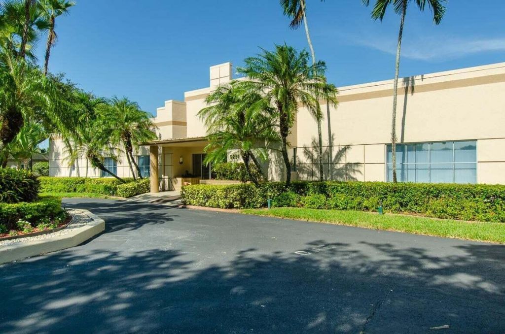 9215 Flynn Circle, Unit 4, Boca Raton, FL 33496 Photo