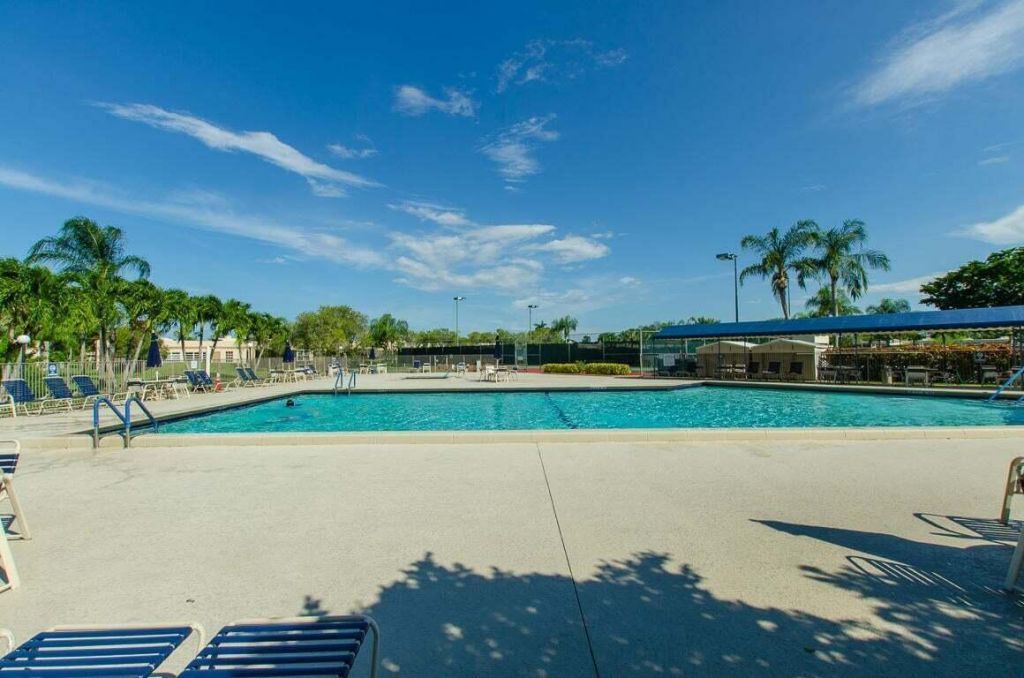 9215 Flynn Circle, Unit 4, Boca Raton, FL 33496 Photo