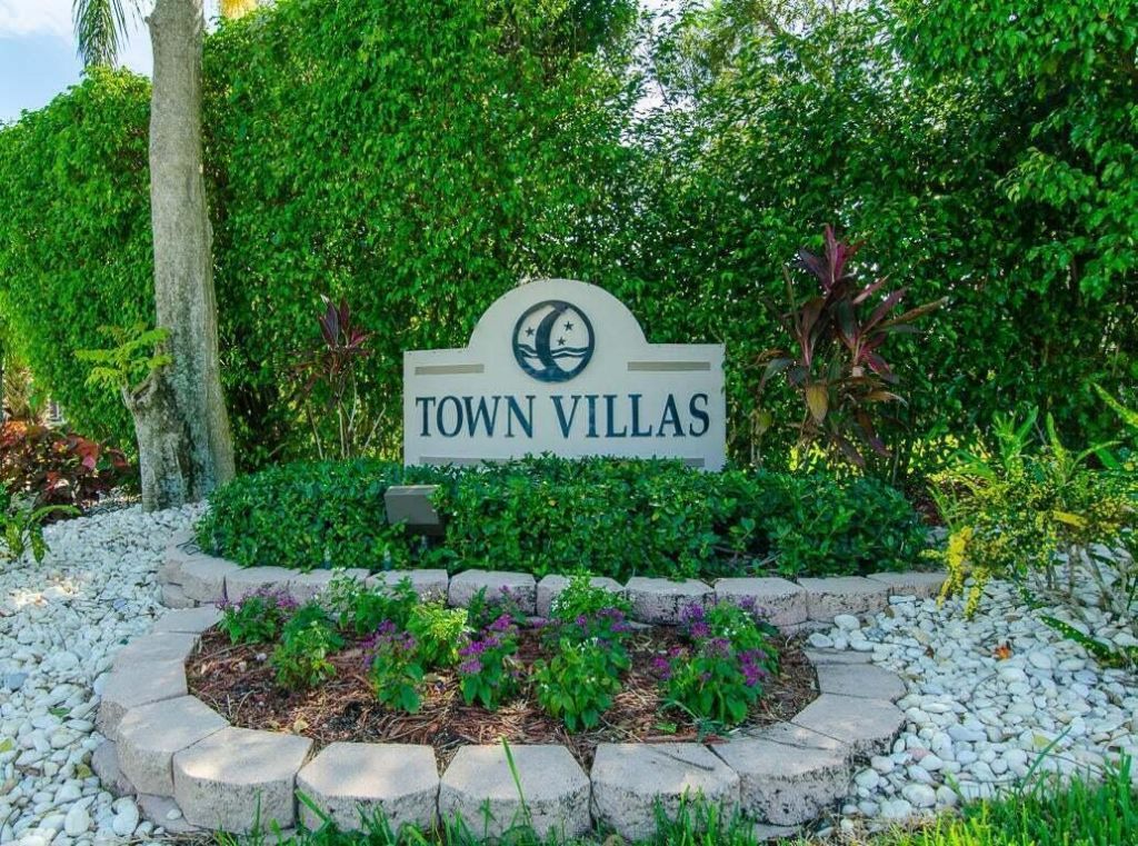 9215 Flynn Circle, Unit 4, Boca Raton, FL 33496 Photo