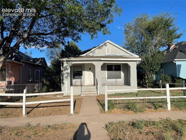2216 Pine Street, Pueblo, CO 81004