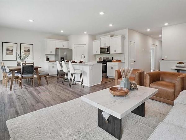 21535 Carrara Circle, Peculiar, MO 64078