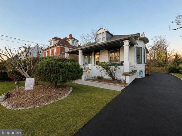 25 E GERMANTOWN PIKE, PLYMOUTH MEETING, PA 19462