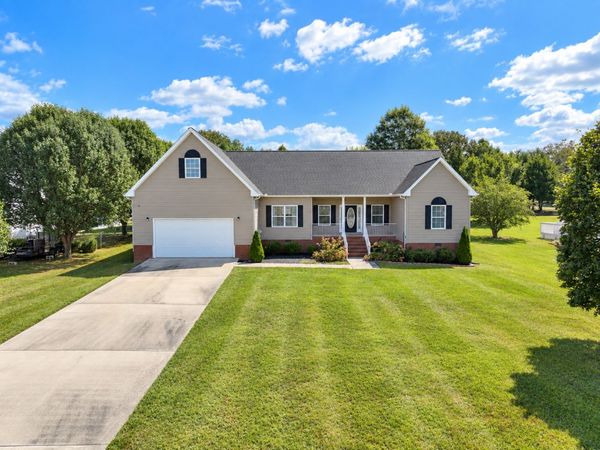408 Remington Ln , McMinnville, TN 37110