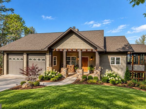 990 Hickory Nut Mountain, Tallulah Falls, GA 30573