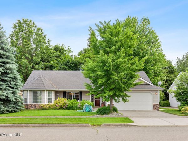 1494 W Sutherland CT, Hayden, ID 83835
