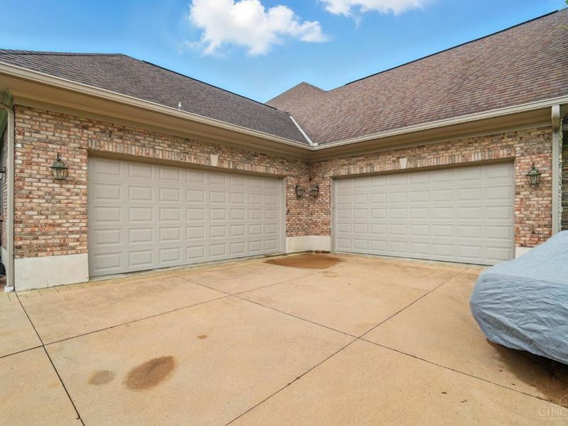 219 Chateau Valley Lane, South Lebanon, OH 45065 Photo 12