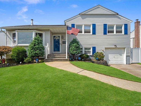 582 Benton Road, East Meadow, NY 11554