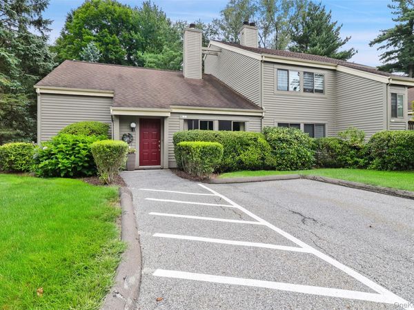 1 Oakridge Drive , South Salem, NY 10590