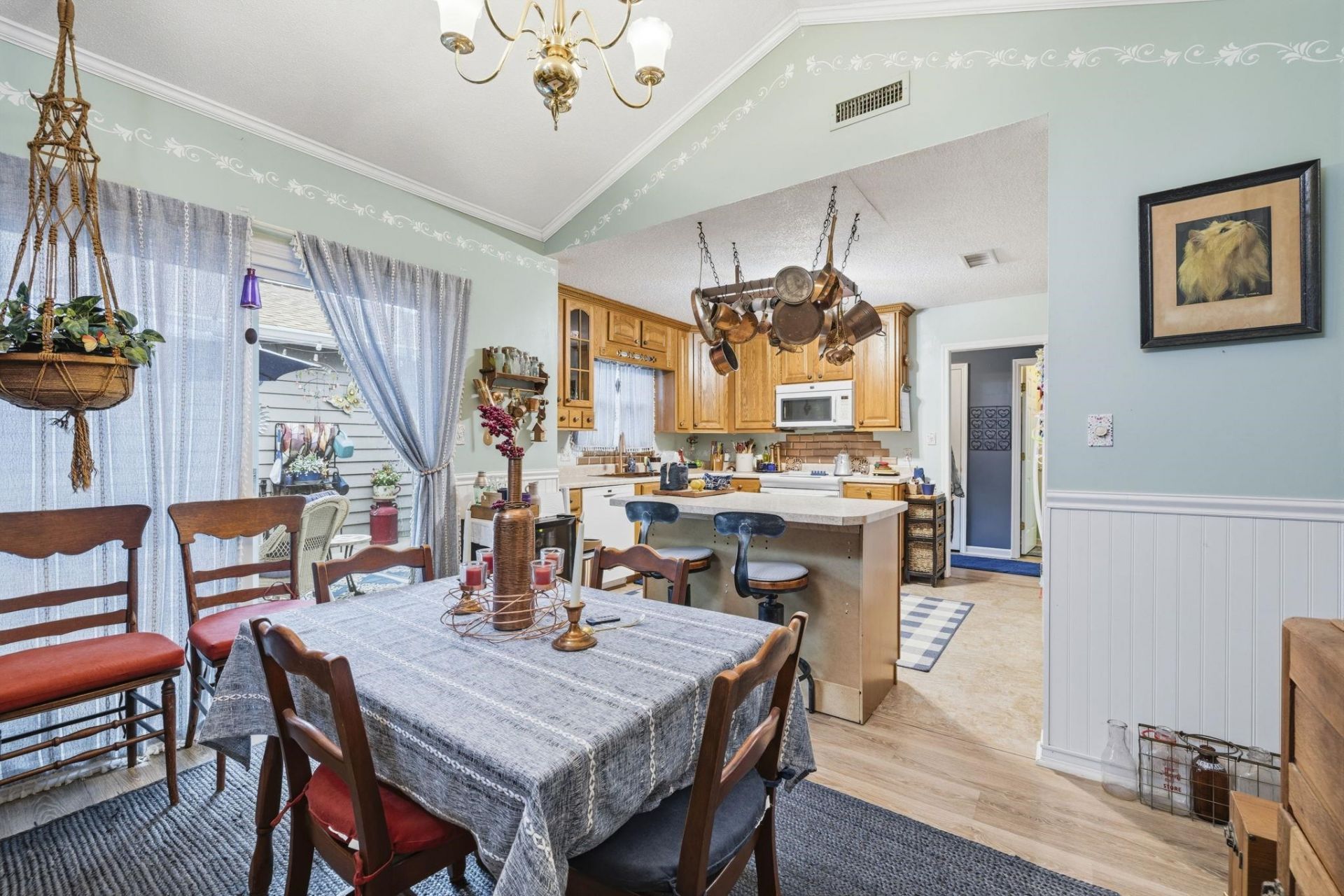 414 Killarney Dr. Photo 6