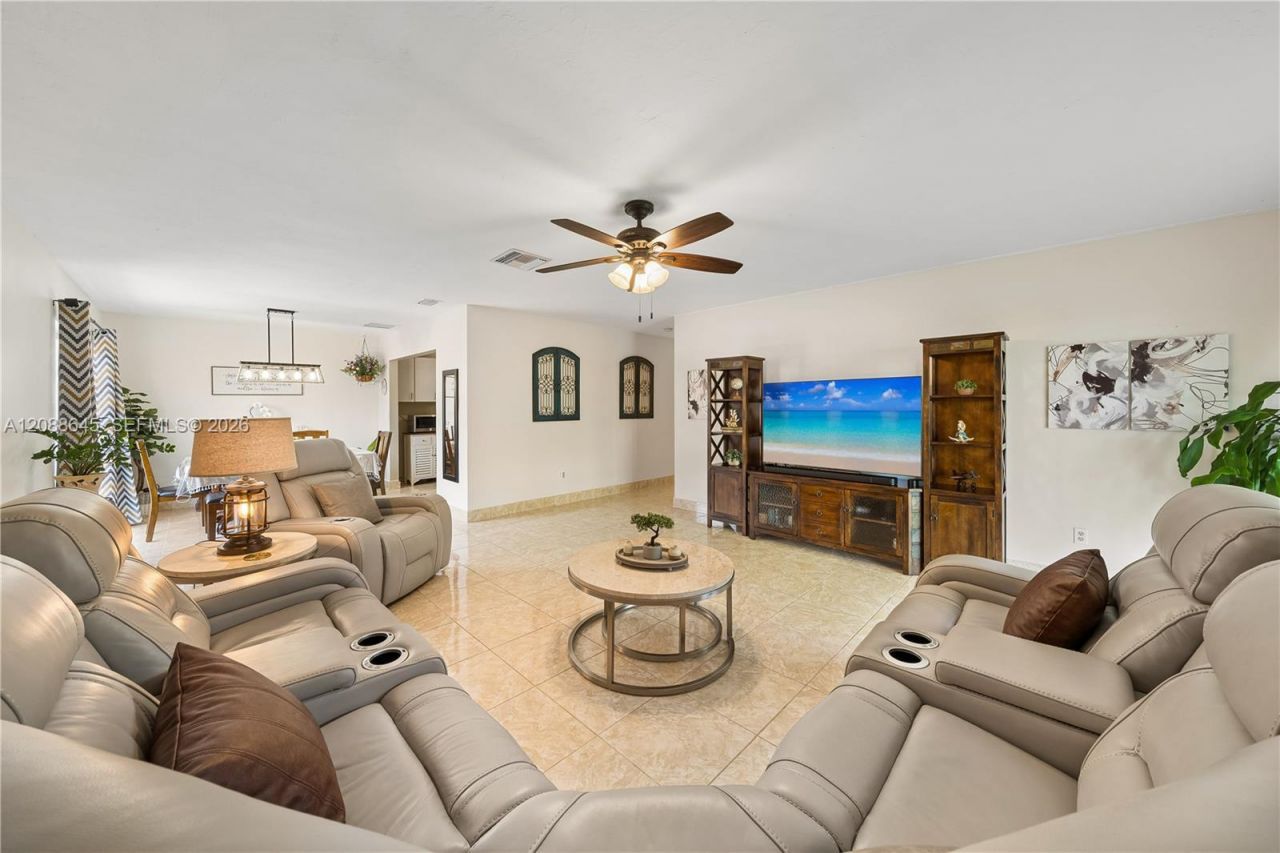 19780 SW 101st Ave, Cutler Bay, FL 33157 Photo