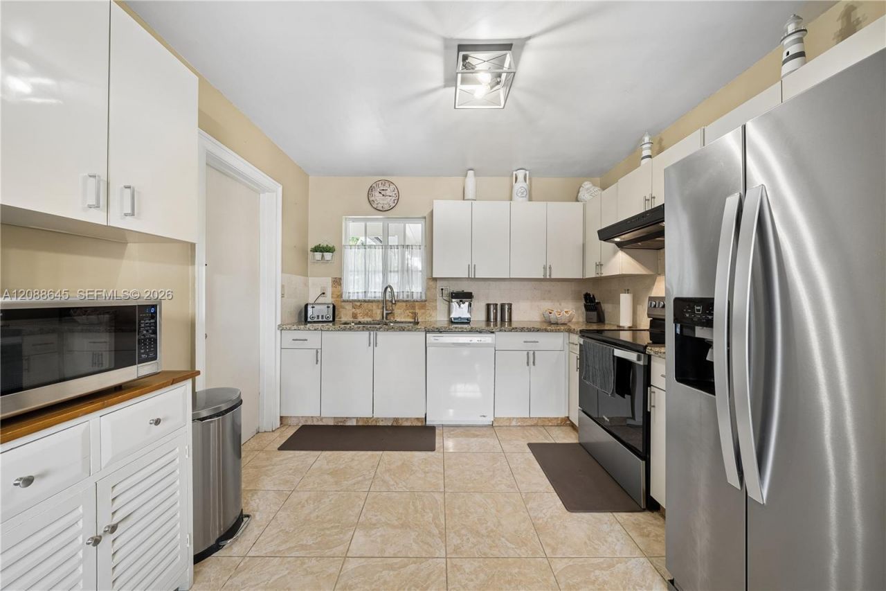 19780 SW 101st Ave, Cutler Bay, FL 33157 Photo