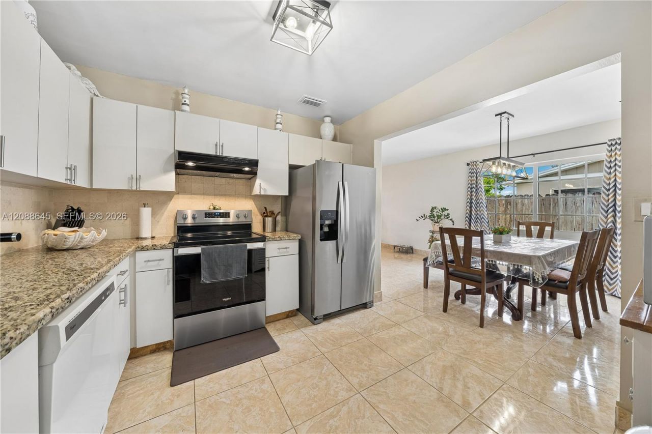 19780 SW 101st Ave, Cutler Bay, FL 33157 Photo