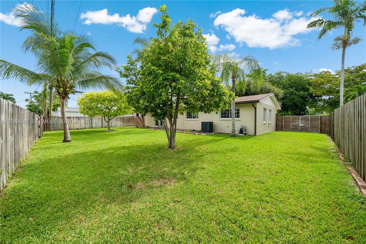 19780 SW 101st Ave, Cutler Bay, FL 33157 Photo