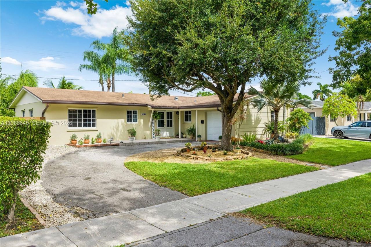 19780 SW 101st Ave, Cutler Bay, FL 33157 Photo