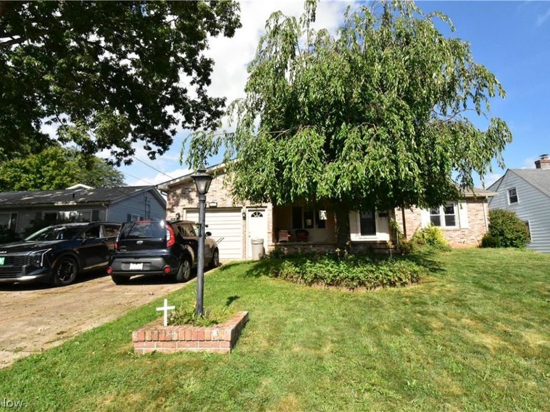 714 Sunset Drive, Lisbon, OH 44432 Photo 2