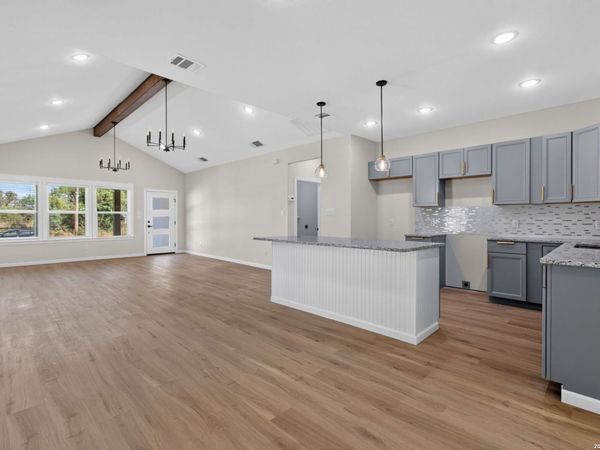 506 Hickory St, Jourdanton, TX 78026
