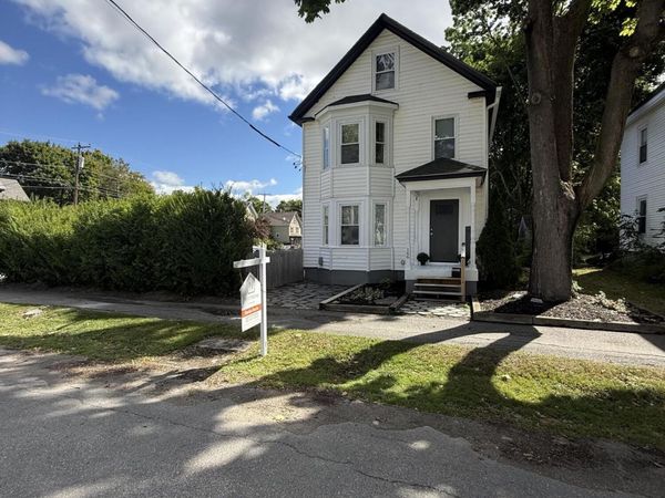 166 W Broadway, Bangor, ME 04401