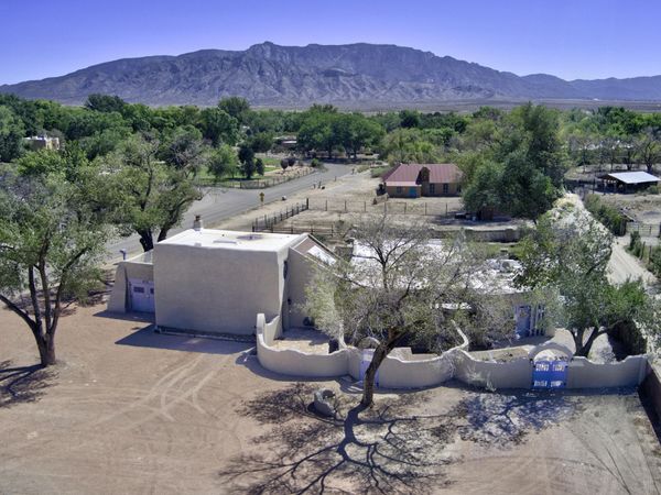 250 Moongate Road , Corrales, NM 87048