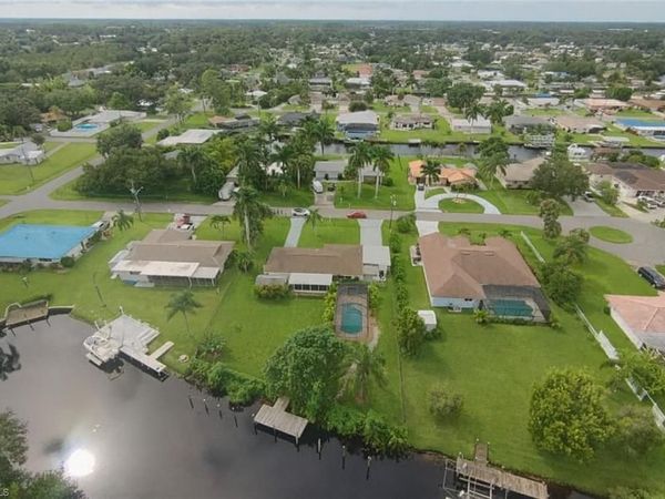 13880 13880 lazy LN, FORT MYERS, FL 33905