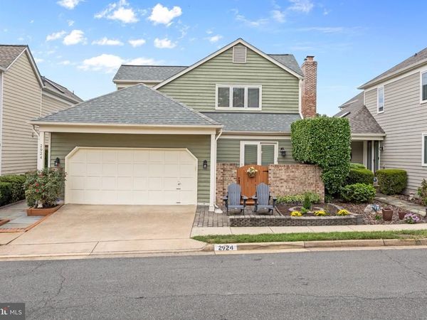 2924 OAKBURY COURT, OAKTON, VA 22124