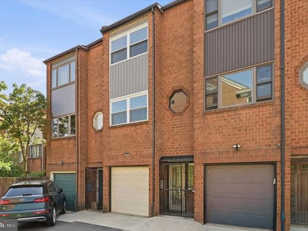 1 QUEEN STREET, Unit 2, PHILADELPHIA, PA 19147