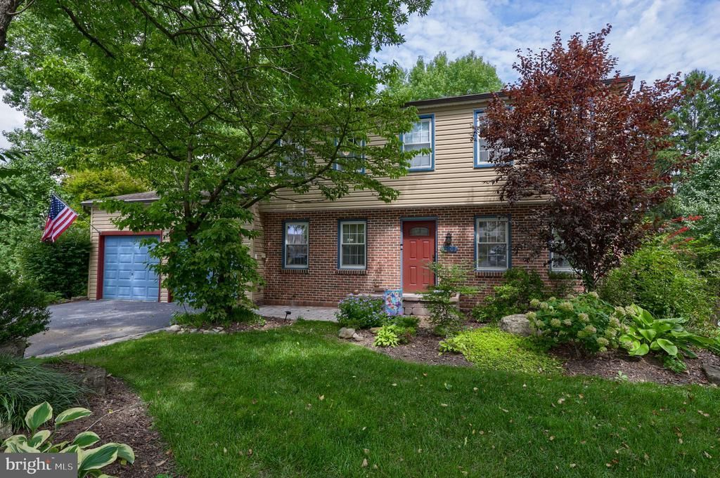 3309 CAROLINE , EAST PETERSBURG, PA 17520