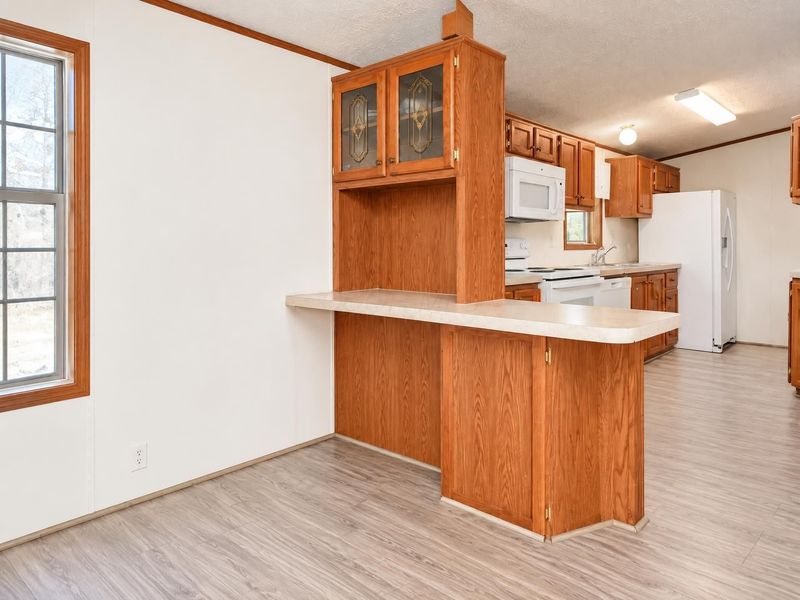 985 Scarlett Lane, Obetz, OH 43207 Photo 12