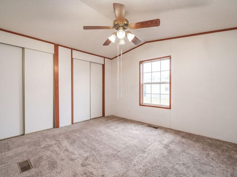 985 Scarlett Lane, Obetz, OH 43207 Photo 40