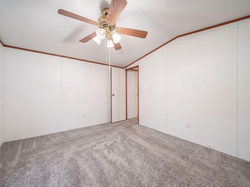 985 Scarlett Lane, Obetz, OH 43207 Photo 43