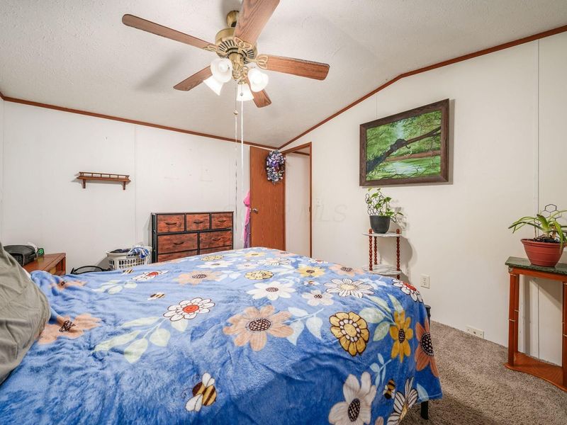 985 Scarlett Lane, Obetz, OH 43207 Photo 45