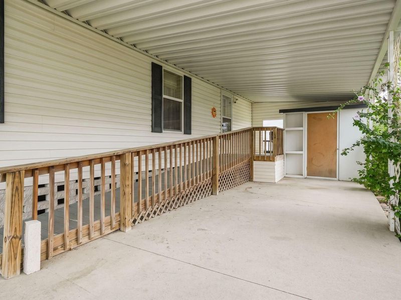 985 Scarlett Lane, Obetz, OH 43207 Photo 5