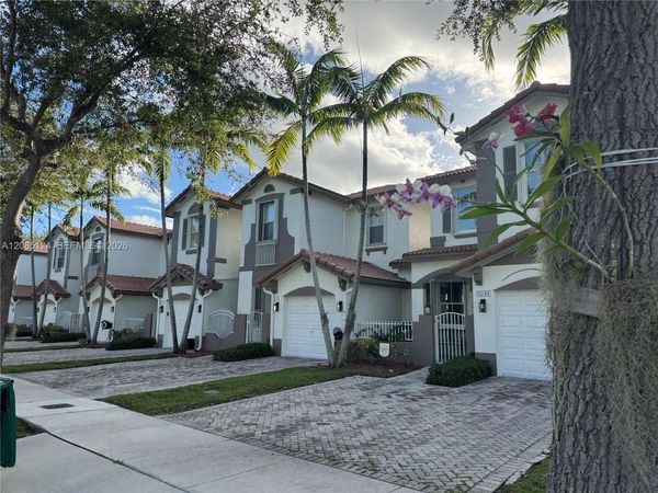 6243 SW 165th Ave , Miami, FL 33193