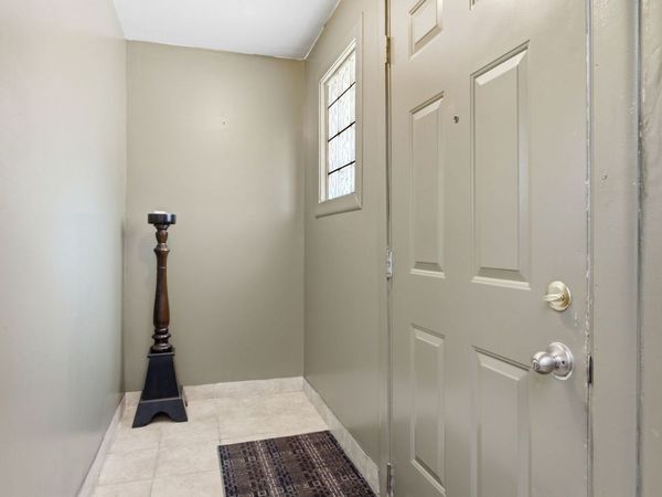2444 N WESTERN Avenue , Chicago, IL 60647
