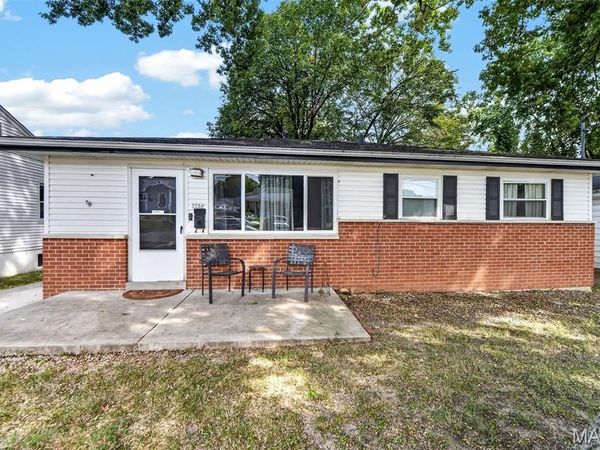 7734 Elton Street, St Louis, MO 63123